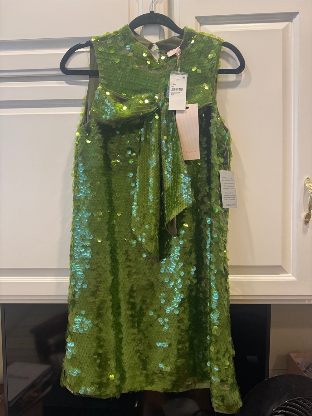 Girls' Emerald Sequin Bow-Front Formal Dress